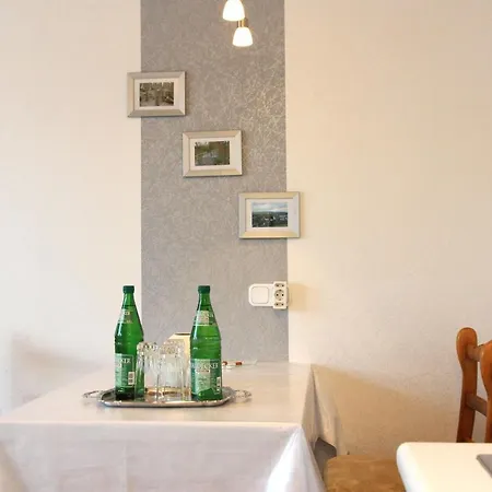 Hartmann Apartment